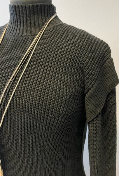 Via appia černé úpletové šaty