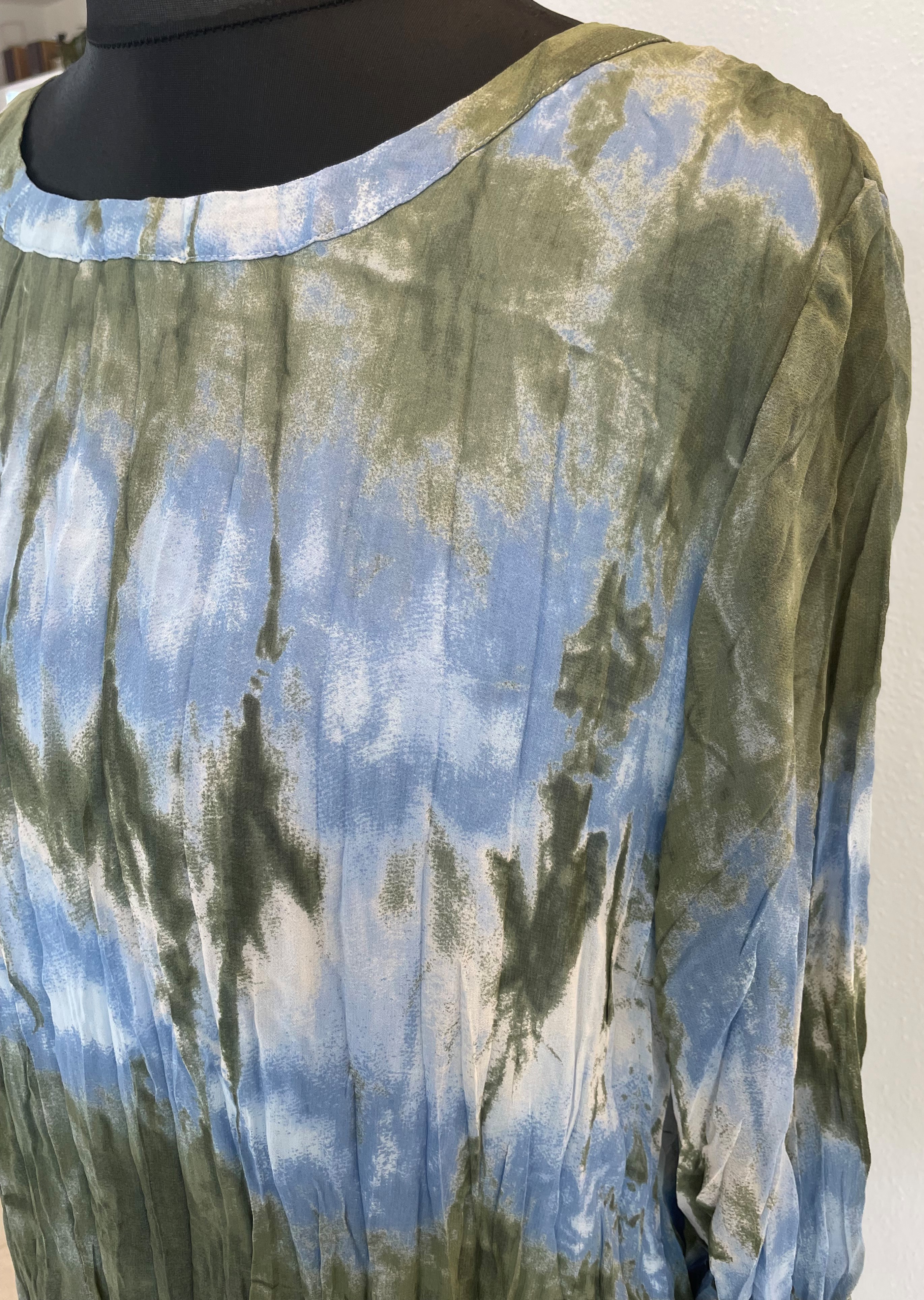 Via appia mačkaná halenka