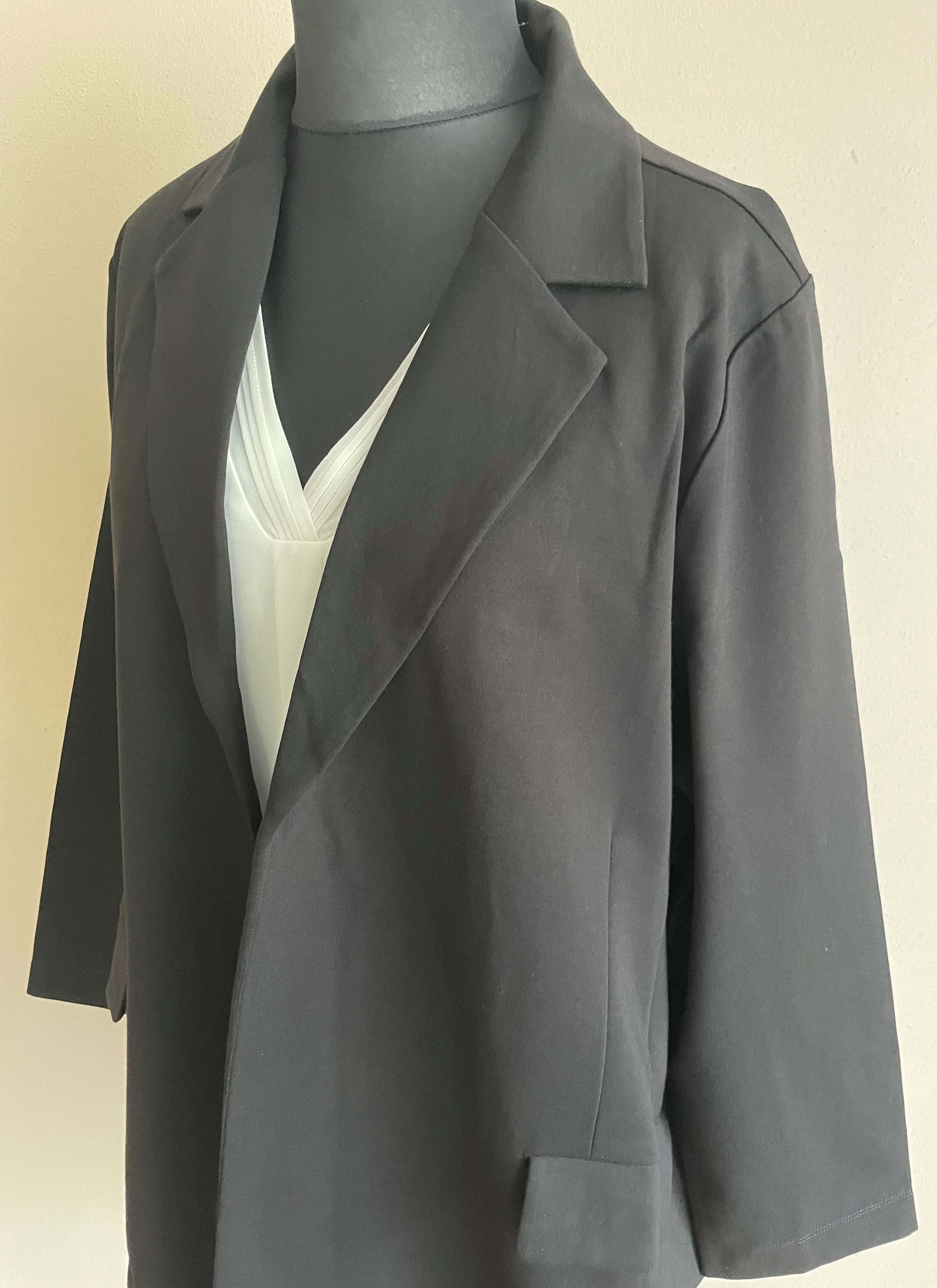 Via appia černé sako