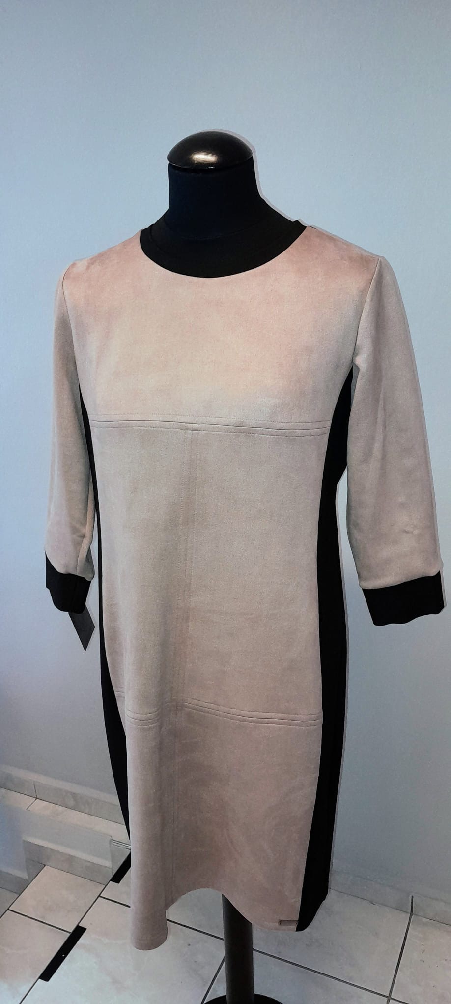 Dámské béžové šaty Samira