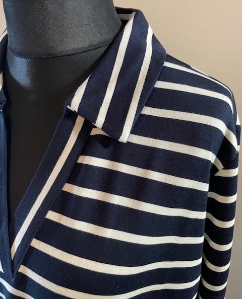 Via appia pruhované triko s rozhalenkou