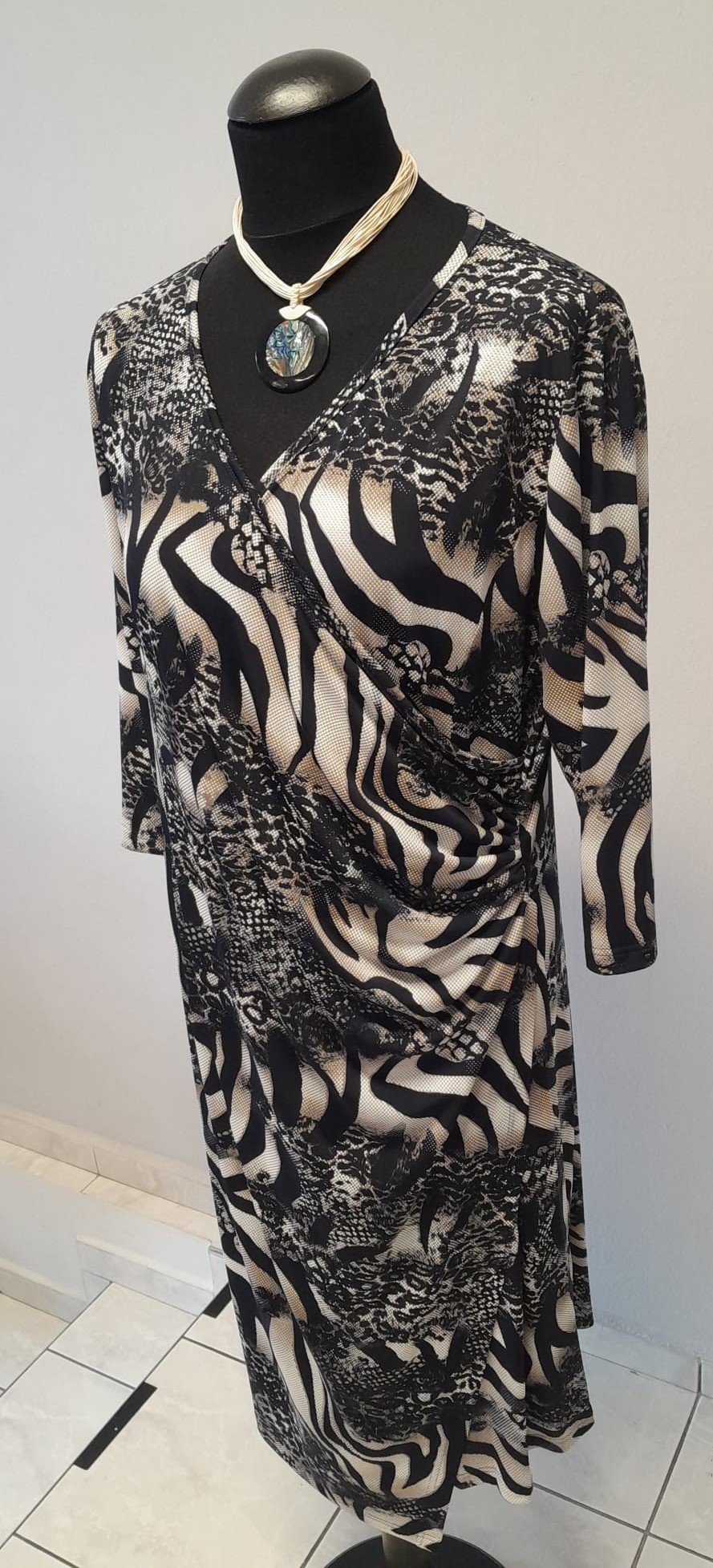 Dámské šaty Luisa