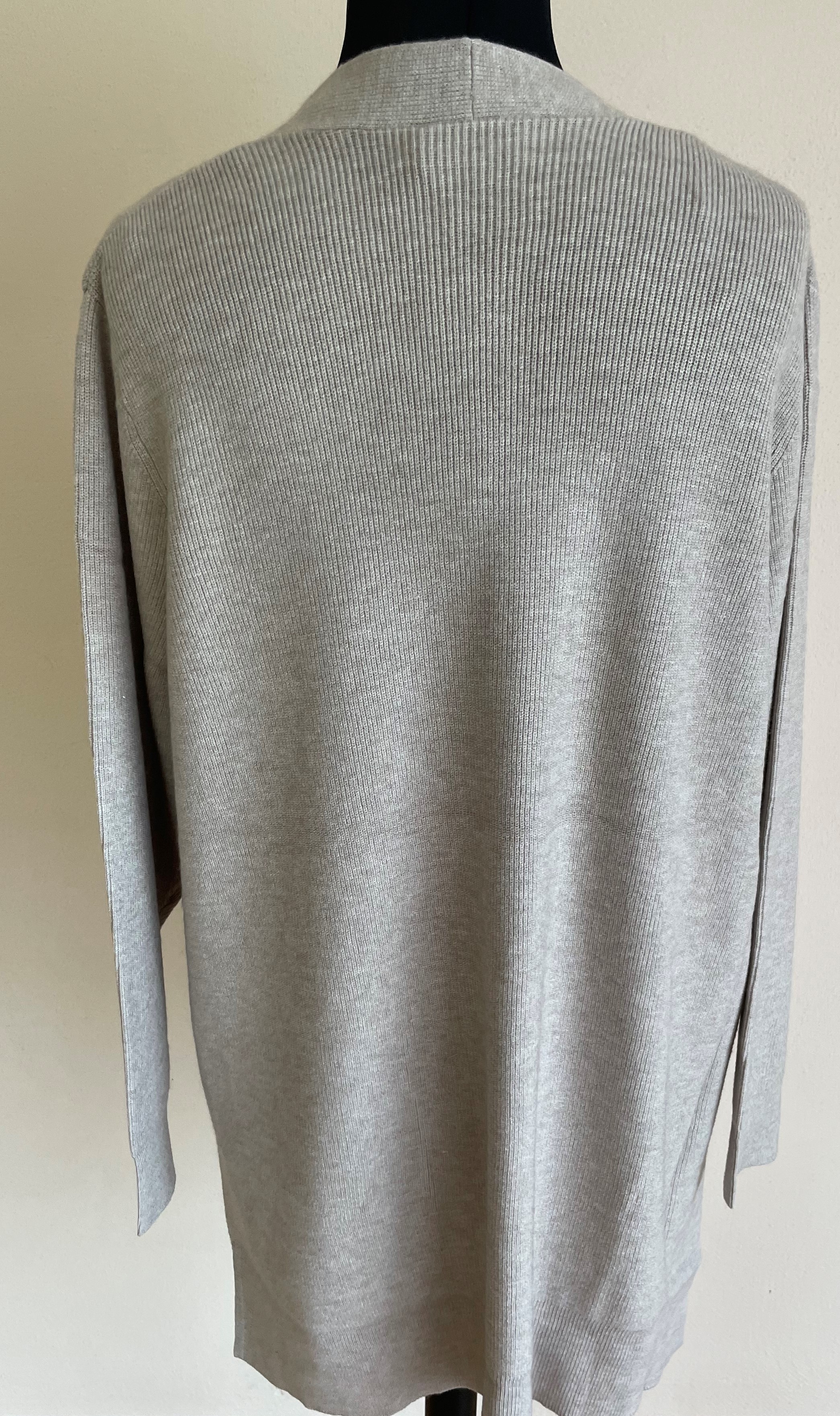 Via appia propínací svetr bílá káva