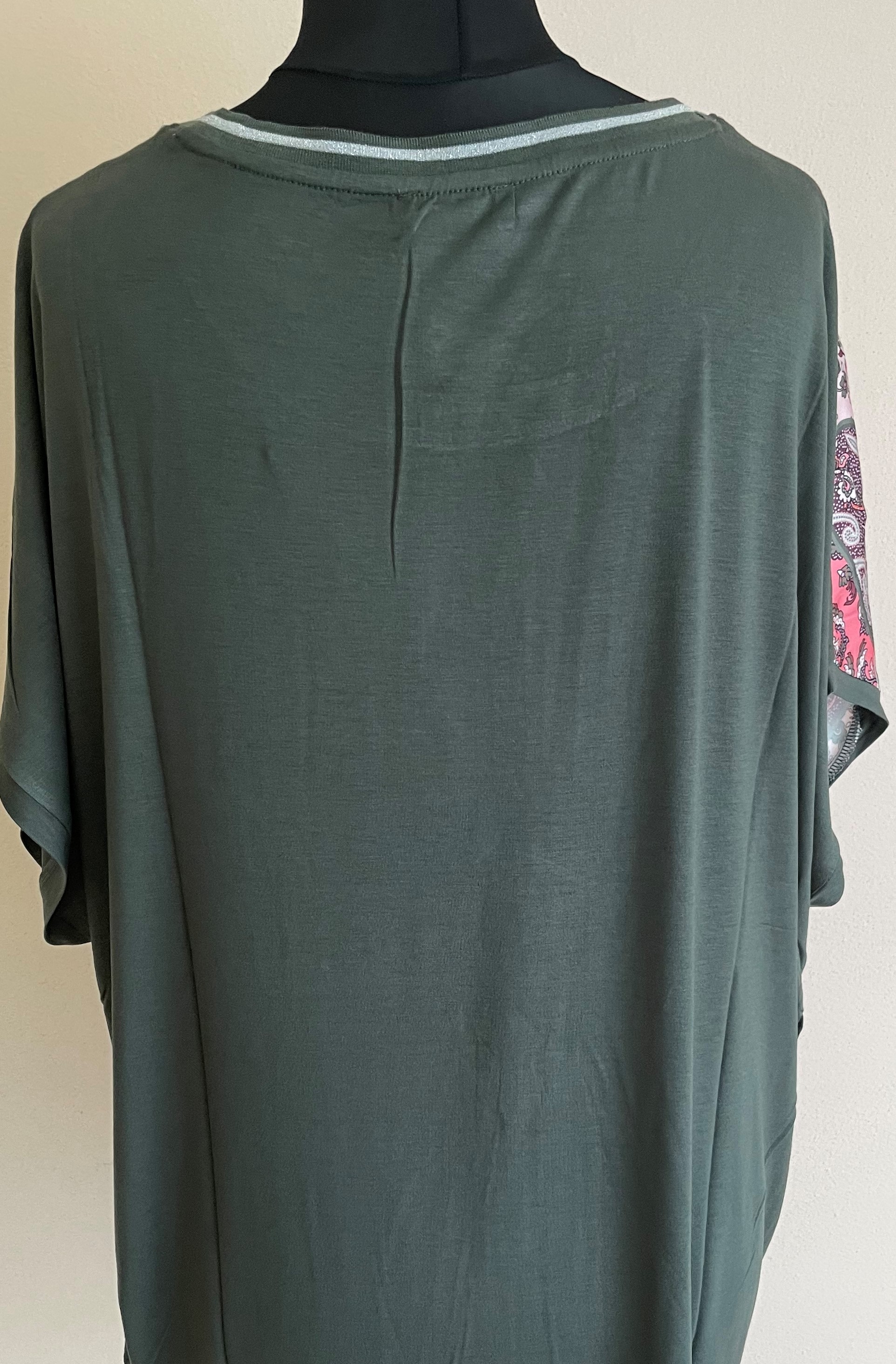 Via appia barevná halenka