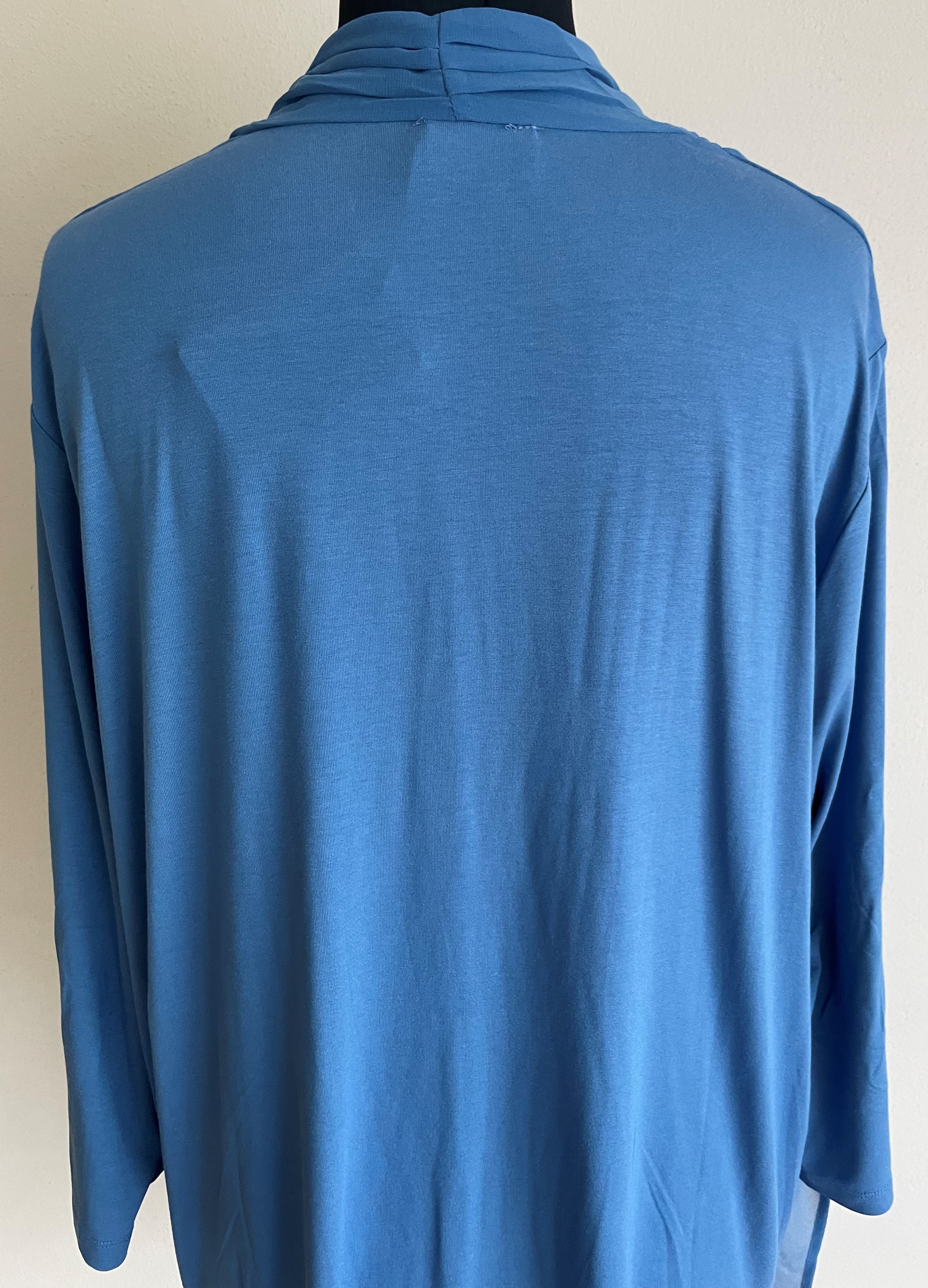 Via appia modrá halenka